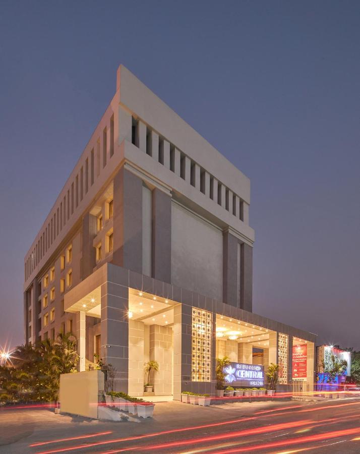 Royal Orchid Central Grazia, Navi Mumbai Extérieur photo