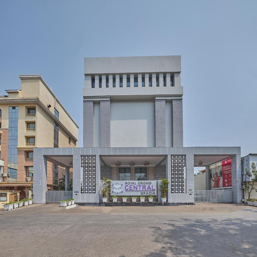 Royal Orchid Central Grazia, Navi Mumbai Extérieur photo