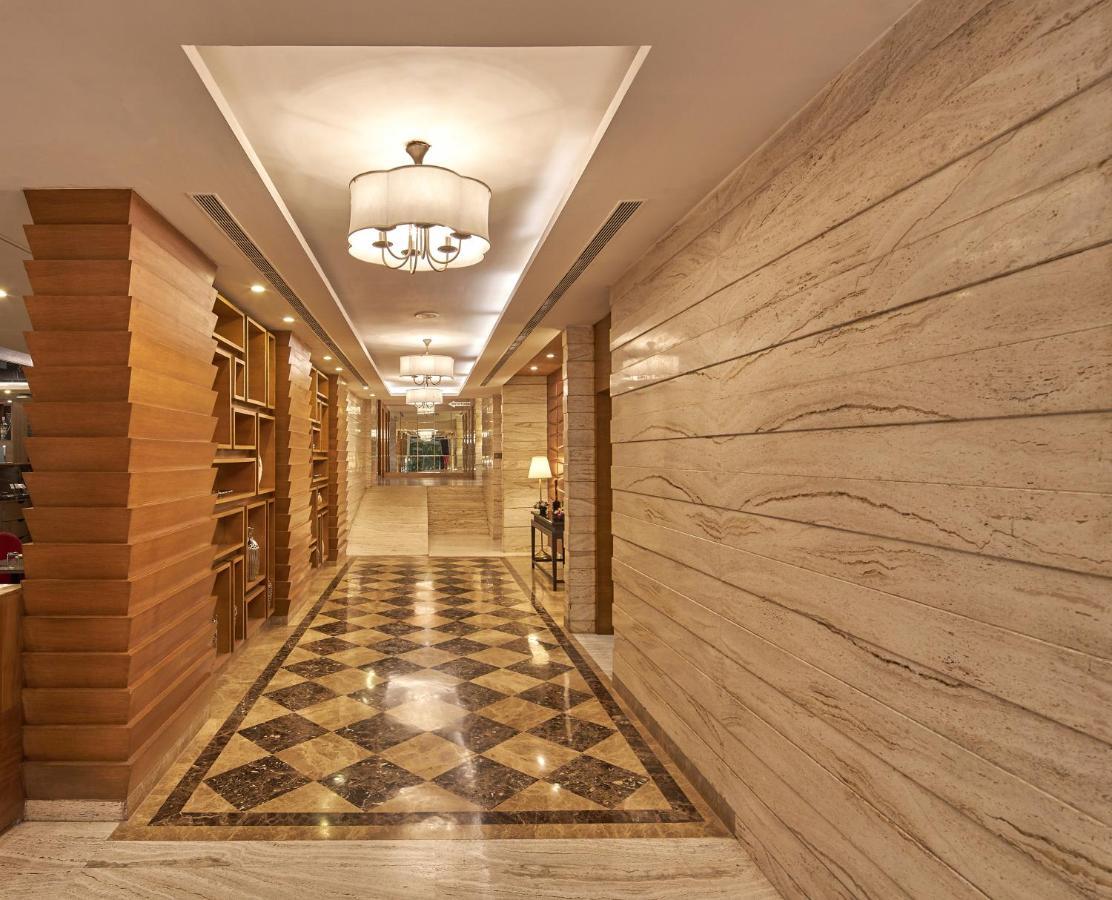 Royal Orchid Central Grazia, Navi Mumbai Extérieur photo