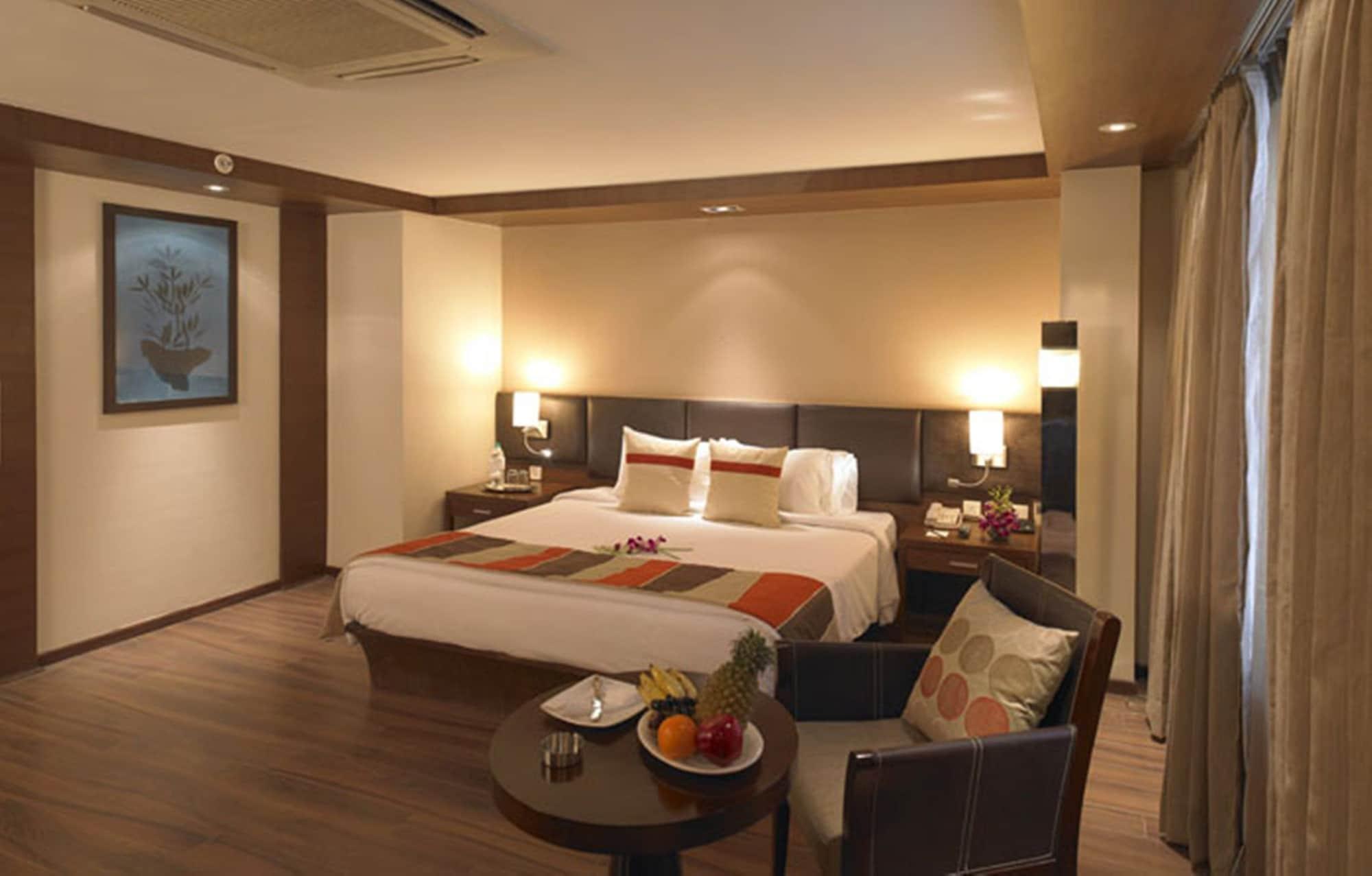 Royal Orchid Central Grazia, Navi Mumbai Extérieur photo